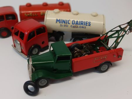 Minic tires 13 16  Set of 4  Tanker and Tow truck. Fashion