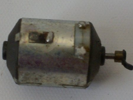 Vintage 3 Volt Buehler electric motor with eccentric Fashion