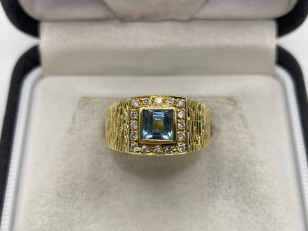 18ct gold aquamarine and diamond ring Online Hot Sale