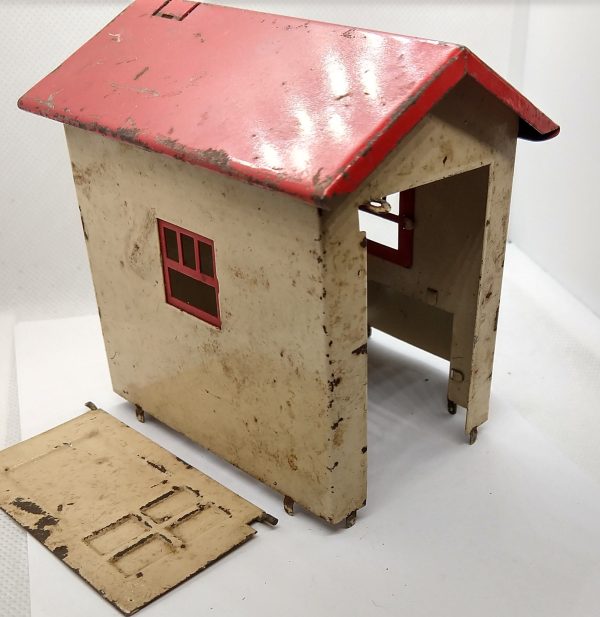 Lionel Automatic Gateman Shack house. no base parts only. Online Hot Sale